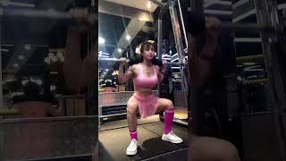 Chinese Fitness Model & A Nurse Yuan Herong Fitness