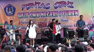 Download lagu Via Vallen Selow