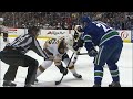 Jannik Hansen beats Rask from center ice