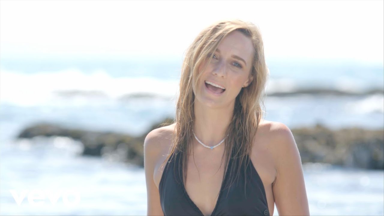 Emma Stevens net worth