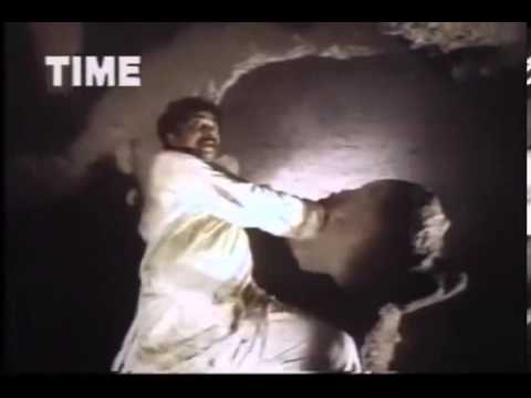 DARWAZA FULL HINDI MOVIE 00 51 37 00 53 38