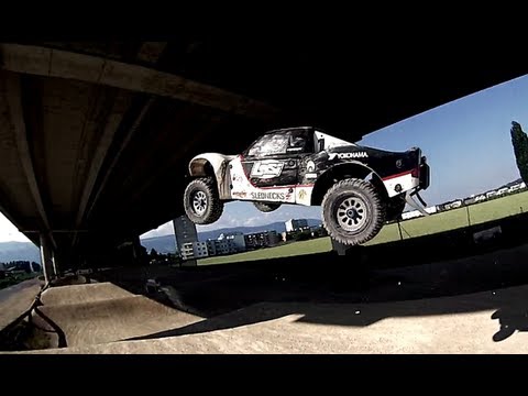 Losi 5ive-t HARD BASHING With Grizzly Racing Modified Motor