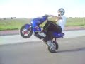 Stunt - Yamaha AEROX VS JOG RR