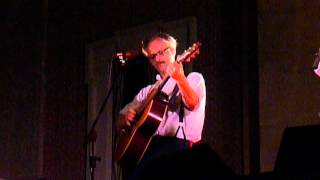 Watch Robyn Hitchcock I Used To Say I Love You video