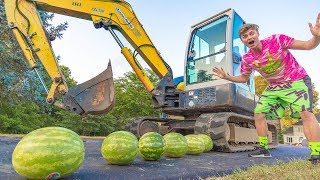 SMASHING WATERMELON WITH TANK!! SMASHING WATERMELON WITH TANK!!