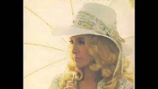 Watch Tammy Wynette Right Here In Your Arms video