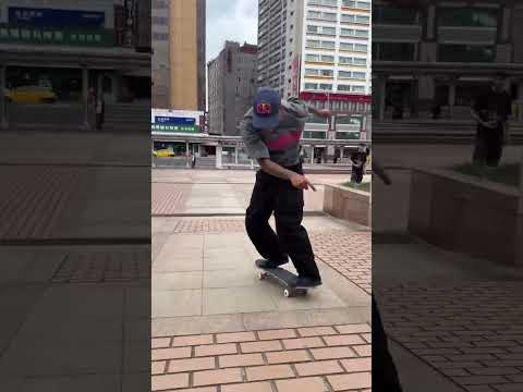 Felipe warm up line in Taiwan
