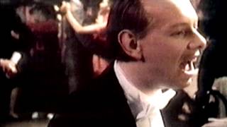 Watch Joe Jackson Steppin Out video