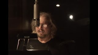 Watch Barry Gibb End Of The Rainbow video