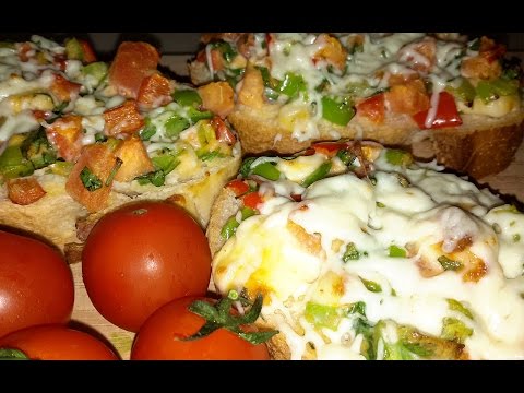 Mini Pizza Nasıl Yapılır?