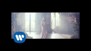 Клип Kelly Clarkson - Meaning Of Life