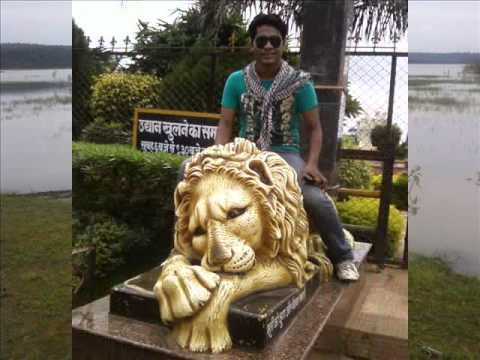 yaaro dosti badi hi hasi hai.wmv