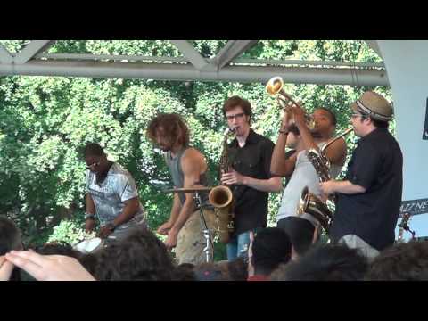 Fanfare Video