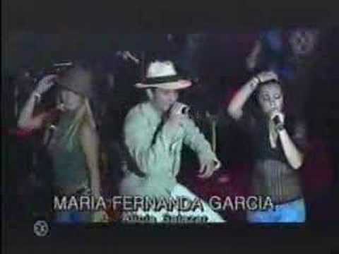 VIDEOS DE LA CANCION TRAS DE MI DE RBD videos de la cancion tras de mi de rbd: