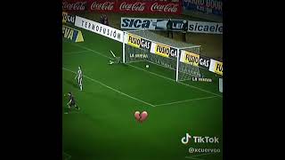 BzLzlnu18iM Video Image