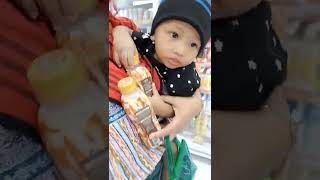 Ngeliat Tante Kunti Belanja Di Indomaret