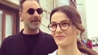 Fi̇ Di̇zi̇si̇ Kamera Arkasi