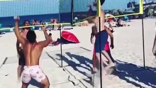 Four Way Volleyball At South Pointe Beach - Crossnet