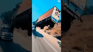 Lorry Flying Squeeze 4K Video,Shorts,Youtube Shorts, Bus,Bus Video, Ai Video