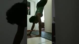 Marenda Stretching And Handstand