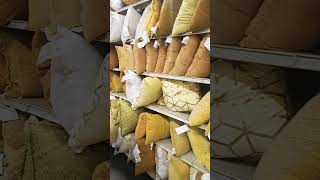 Aquí Pueden Conseguir Muchos Cojines Para Su Sala At Home