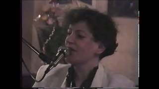Le Tango Des Jours Heureux - Iris Valin & Muriel Descy