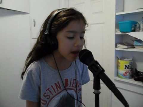 Justin Bieber 7 Years Old. 7 year old jazzylin singing