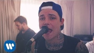 Watch Amity Affliction Dont Lean On Me video