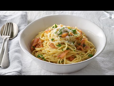 VIDEO : salmon carbonara - watch how to makewatch how to makesalmoncarbonara! view thewatch how to makewatch how to makesalmoncarbonara! view therecipehere: http://www.tassal.com.au/watch how to makewatch how to makesalmoncarbonara! view  ...