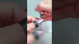 Simple Cat Eye Nail Art Design