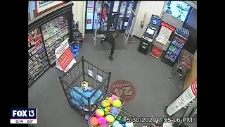 Video Shows Looters Storm Tampa Cvs Employees Say They Were Left Alone