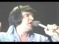 Elvis Presley canta "Cuan grande es ... Elvis Presley canta "Cuan grande es ...