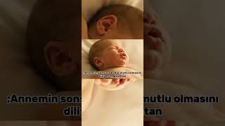 Annesi Için Allaha Yalvaran Bebek