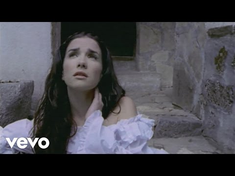 Natalia Oreiro - Como Te Olvido (Videoclip)
