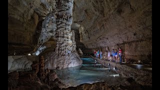 Natural Bridge Caverns Overview
