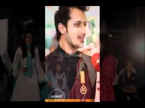 Mere aas pass..Mere humrahi suno -Atif aslam hadiqa kiyani...