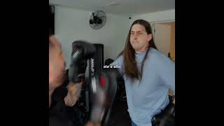Felca Cai Na Porrada Com Kevinho
