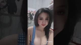Mega Siregar Hottt