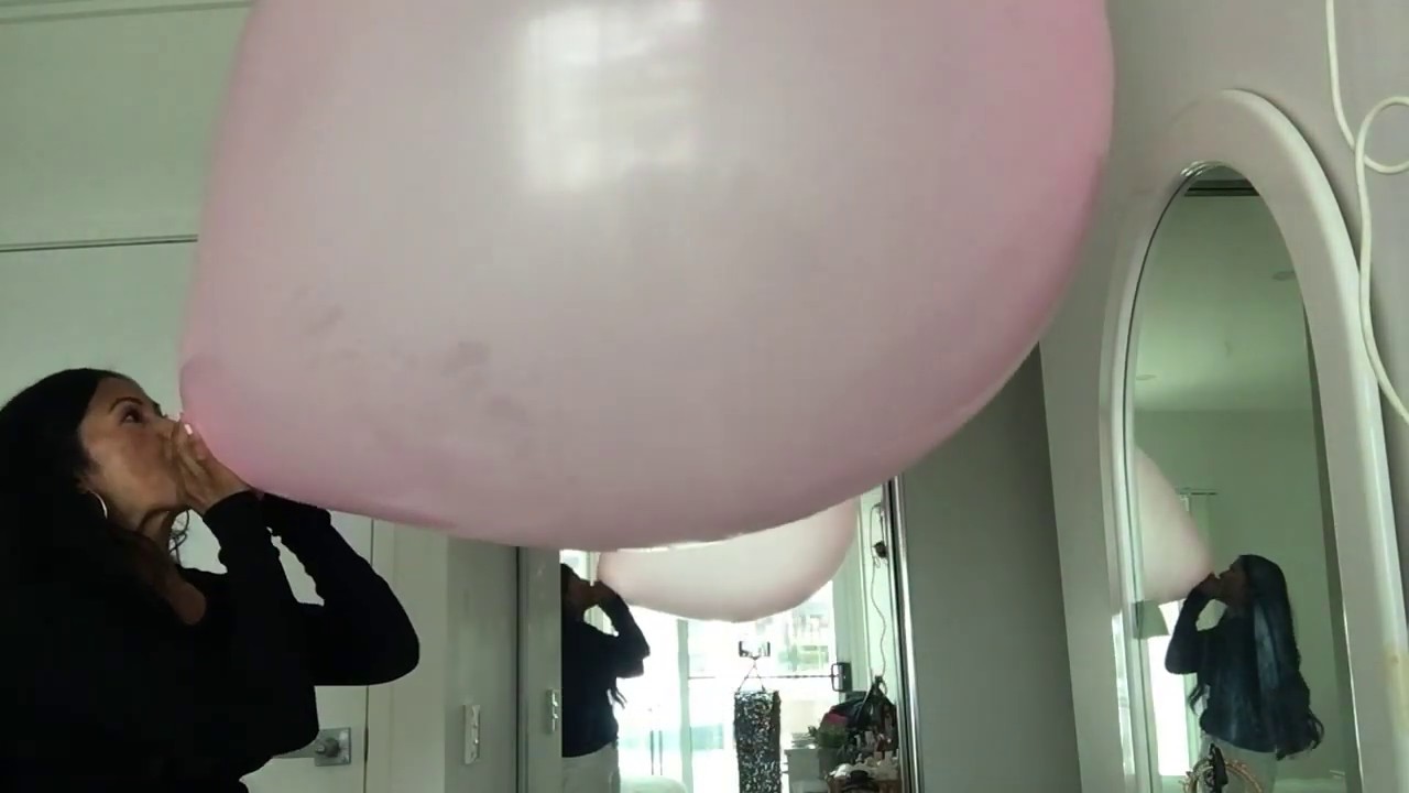 Teen blows pink balloons bikini free porn photo