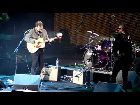 Vince Gill - Trying to get over you Live London O2 Country...