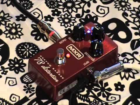 MXR Custom Badass 78 Distortion guitar effects pedal demo with Strat