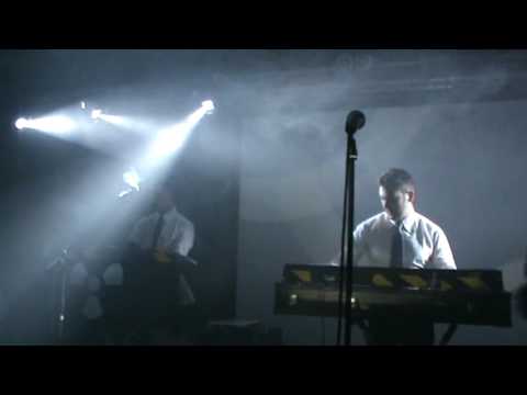 Halo Effect - Spoilt - Live In Rome 2010