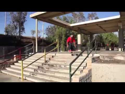 MANNY SANTIAGO - FRONT SHUVITT 5-0 - CLIP OF THE DAY -