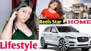 Riya Pandey Reels Star Lifestyle 2021 Boyfriend, Family, Age, Riya Pandey Biography & More