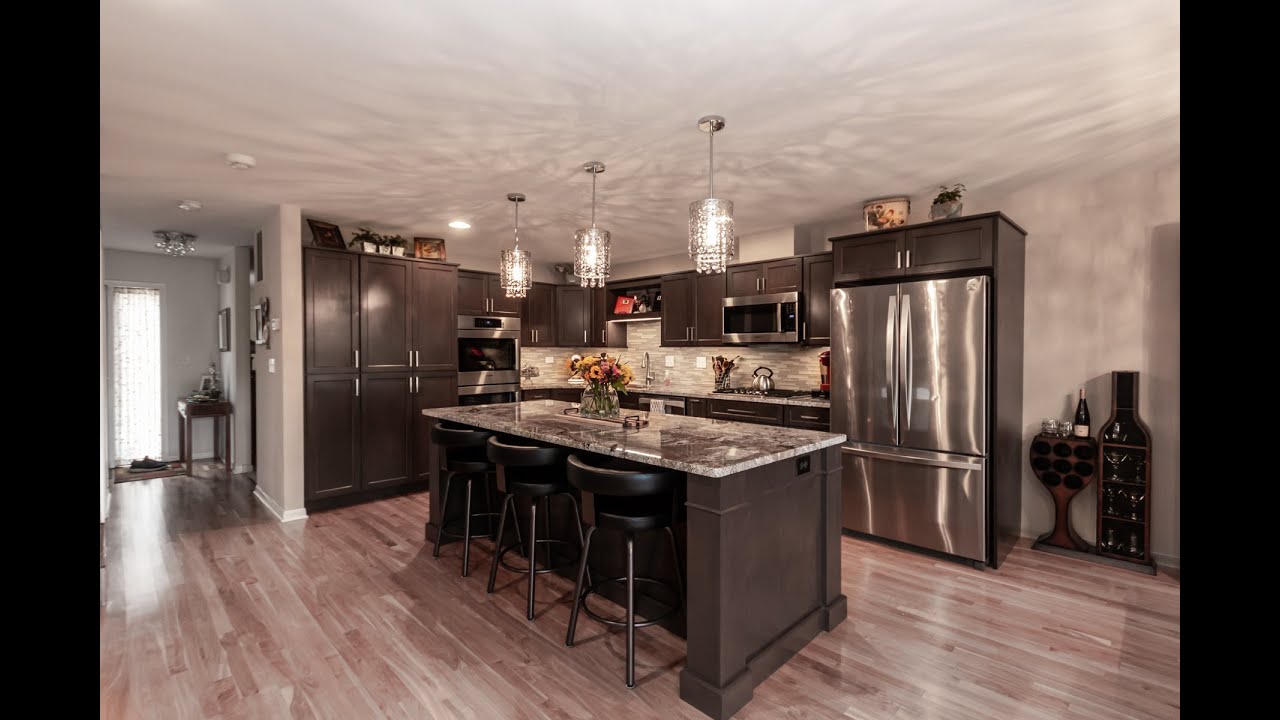 Kitchen Remodel in Deerfield IL by KLM Kitchens Baths Floors