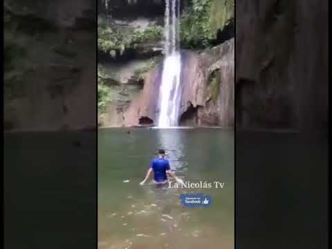 TURISTA MUERE AL SALTAR DESDE LO ALTO DE UNA CASCADA DURANTE LA GRABACIรN DE UN VIDEO DE #DON_DAY