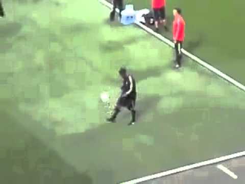 VIDEOS DE ENTRENAMIENTO DE RONALDINHO videos de entrenamiento de ronaldinho: