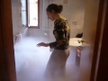 Sei Chili di ghiaccio dentro una vasca con acqua bollente! Spettacolo!