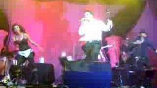 Watch Luis Fonsi Arropame video