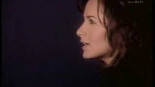 Watch Chely Wright The Love He Left Behind video